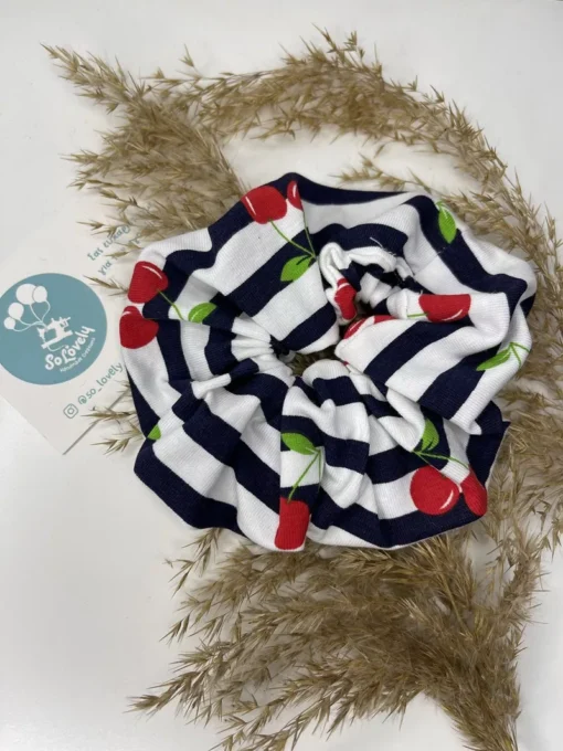 Scrunchie Cherry